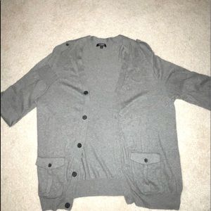 Men’s gray cardigan